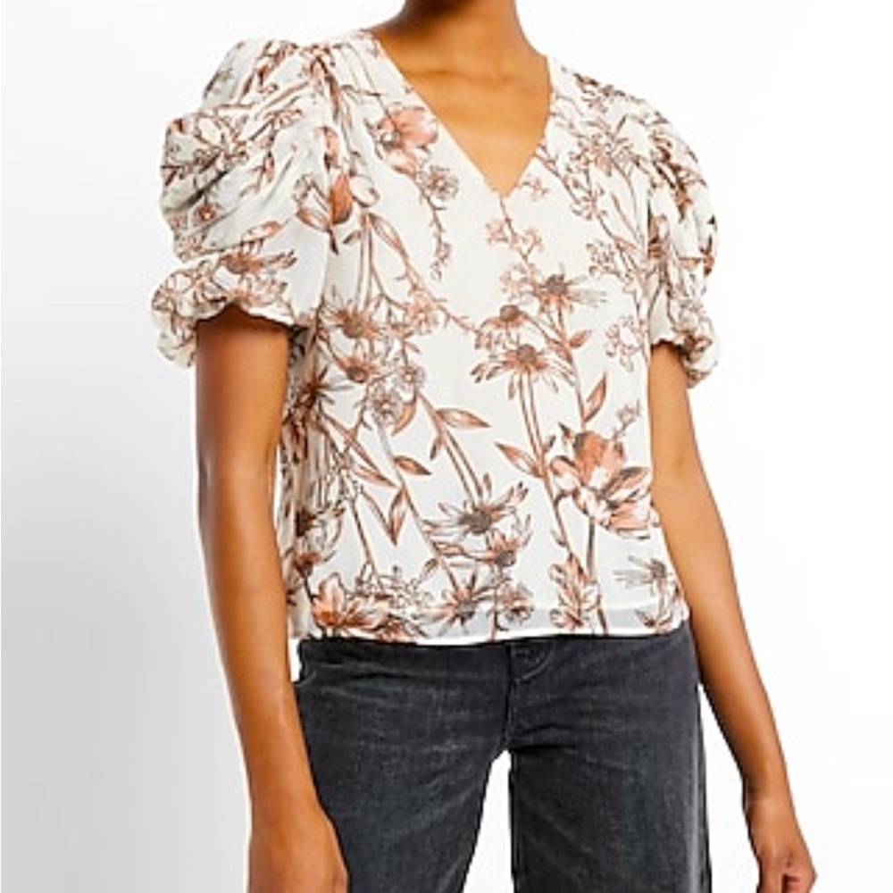 Express Floral Print V-Neck Puff Draped Sleeve Top